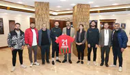 Diyarbekirspor'dan kritik maç öncesi Büyükşehir Belediyesi'ne ziyaret