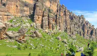 Diyarbakır'da Çermik'in Gelincik Dağı Kapadokya'yı andırıyor: Yılda 500 bin turist ağırlıyor