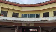 Diyarbakır'da 68 yıllık okul binası tarihe karışıyor: Yıkım başladı