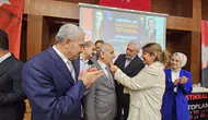 Diyarbakır'da iki önemli isim partisini değiştirdi: Rozetleri takıldı