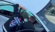 Kayapınar Medya Mahallesi'nde trafik kazası İki otomobil çarpıştı, yaralılar sıkıştı