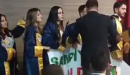 Üniversitede Amedspor pankartına müdahale: Öğrenciler mezuniyet töreninde engellendi