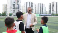 Eşbaşkan Dündar'dan Amedspor için ter döken miniklere ziyaret