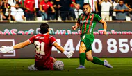 Amedspor Erzurumspor maçının ilk yarı sonucu: Orta alan mücadelesiyle geçti