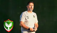 Amedspor Teknik Direktörü Hasi yönetimle ilgili konuştu: Transferlerden memnun mu?