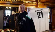 Avam Kamarası Başkanı'na Amedspor forması: İngiltere'de sürpriz hediye