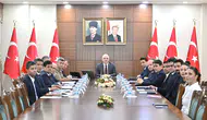 Dicle Üniversitesi'nin güvenliği masaya yatırıldı: Vali Zorluoğlu başkanlığında kritik toplantı