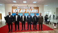 MHP Diyarbakır İl Başkanı Özcoşkun'dan 10. Kitap Fuarı'na ziyaret: Kültür vurgusu
