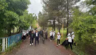 Dicle'de Orman Benim kampanyası Kaymakam Atış ve öğrenciler doğayı atıklardan arındırdı