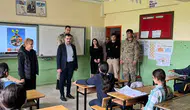 Dicle Kaymakamı Atış, öğrenci ve öğretmenlerle, gelişmeye ilişkin ayrıntılar netleşiyor