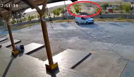 Silvan'da kontrolden çıkan araç takla attı İki kişinin ağır yaralandığı kaza kamerada