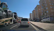 Diyarbakır-Şanlıurfa yolunda dikkatsiz sollama faciaya davetiye çıkardı