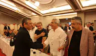 Diyarbakır'da sivil toplumla buluşan Özgür Özel Barışa dair umutları korumalıyız