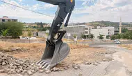 Diyarbakır Çermik'te aksayan yol çalışmaları için Başkan Karamehmetoğlu'ndan özür geldi