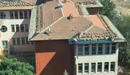 Diyarbakır Kayapınar’da okul çatısındaki korkutan manzara Ölümle burun buruna çalıştılar
