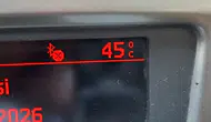 Diyarbakır'da kavurucu sıcaklar yaşamı durdurdu Araç içi termometreler 45 dereceyi gördü