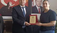 Çermikli hayırseverden eğitime büyük destek: 370 öğrenciye kırtasiye yardımı yapıldı