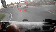 Diyarbakır Bağlar'da kaldırımda yürüyen anne ve iki çocuğuna otomobil çarptı: 3 yaralı