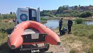 Diyarbakır Sur'da Dicle Nehri'nde mahsur kalan 52 küçükbaş hayvan kurtarıldı