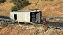 Eğil yolunda korkunç kaza: 1 ölü, 15 yaralı