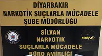 Silvan’da şafak baskını: Yarım kilo uyuşturucu ele geçirildi