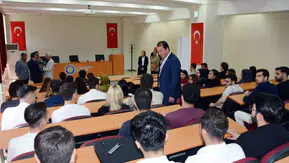 Dicle Üniversitesi’nde rektör-öğrenci buluşması: Talepler doğrudan yönetime iletildi