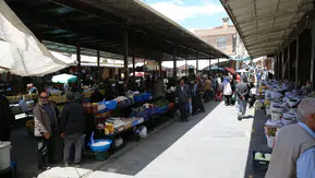 Diyarbakır'ın ilçesinde tarihi köylü pazarı modern hale getirildi