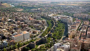 Diyarbakır'da sıcaklık mevsim normallerinin üzerinde: İşte ilçe ilçe hava durumu