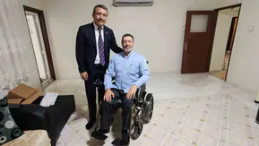 Diyarbakır'da anlamlı dayanışma: MHP İl Başkanı Özcoşkun'dan engelli vatandaşa destek