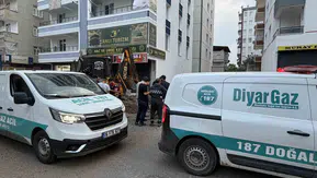 Kayapınar'da iş makinesi doğal gaz borusunu çatlattı: Ekipler bölgeyi ablukaya aldı