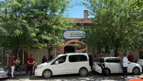 Diyarbakır'da LGS heyecanı Kimlik krizini son dakika müdahalesiyle aştı sınava yetişti
