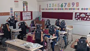 Almanya'dan Çermik'e anlamlı destek: 200 öğrenciye okul forması hediye edildi