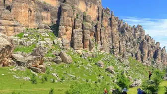 Diyarbakır'da Çermik'in Gelincik Dağı Kapadokya'yı andırıyor: Yılda 500 bin turist ağırlıyor