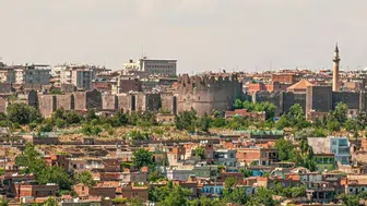Diyarbakır Valiliği'nden depremzedeler için kritik uyarı: 4 ilçede başvurular başlıyor