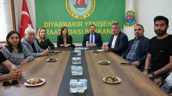 Diyarbakır'da tarım sorunları masaya yatırıldı: Eşbaşkan Bucak Ziraat Odası'nda