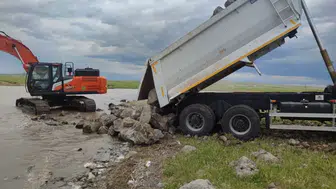 Diyarbakır'da çiftçileri sevindiren gelişme: Yol çalışması başladı