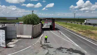 Diyarbakır'da trafik denetimleri artırıldı: Yola çıkanlara uyarı yapıldı