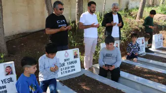 Diyarbakır Dürümlü'de hayatını kaybeden 16 kişinin acısı 10. yılda da unutulmadı