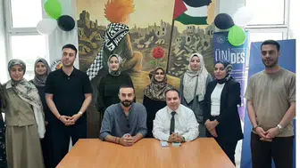 Geri dönüşümle Diyarbakır'dan Filistin'e umut taşıdılar: Duvarlara bile işlendi