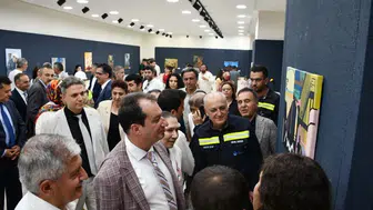 Dicle Üniversitesi'nde sanayi ve sanat buluştu: Eşi görülmemiş sergide 29 eser var