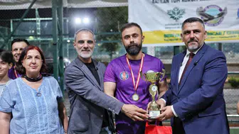 Diyarbakır'daki dev futbol turnuvasında kazanan takım belli oldu: Kupaya kavuştular