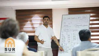 Diyarbakır'da Sur Belediyesi çok dilli hizmet için yepyeni bir kurs daha açtı