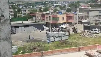 Sur Çarıklı'da gergin anlar Narin Güran davası tutuklusunun yakınları kavgada serbest
