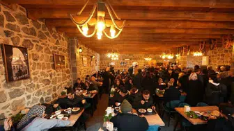 Diyarbakır'da kalori hesabıyla 100 TL'ye 4 çeşit yemek: Lokanta tıklım tıklım doluyor
