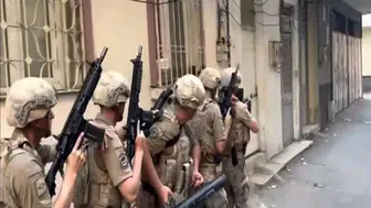 Jandarma'dan DEAŞ operasyonu: Diyarbakır'ı kapsayan 30 ilde 119 kişi gözaltında