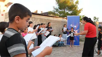 Diyarbakır'ın iki ilçesinde çocukların hayatı notalarla renklendi: Yeteneklerini keşfettiler