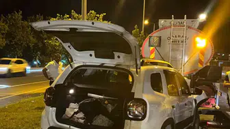 Diyarbakır Çınar'da dikkatsizlik faciaya dönüştü Sulama aracına çarpan otomobilde 3 yaralı