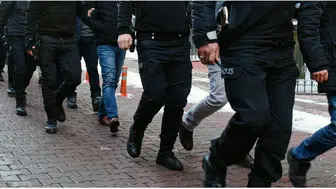 Diyarbakır'da sokak satıcılarına narkotik operasyonu: 2'si çocuk 4 şüpheli tutuklandı