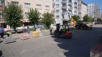 Diyarbakır'da iki ilçede kaldırım seferberliği: Yaya güvenliği için harekete geçtiler