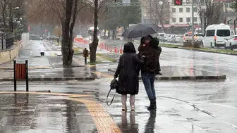 Meteoroloji saat verdi: Diyarbakır’da sağanak, bölgede fırtına